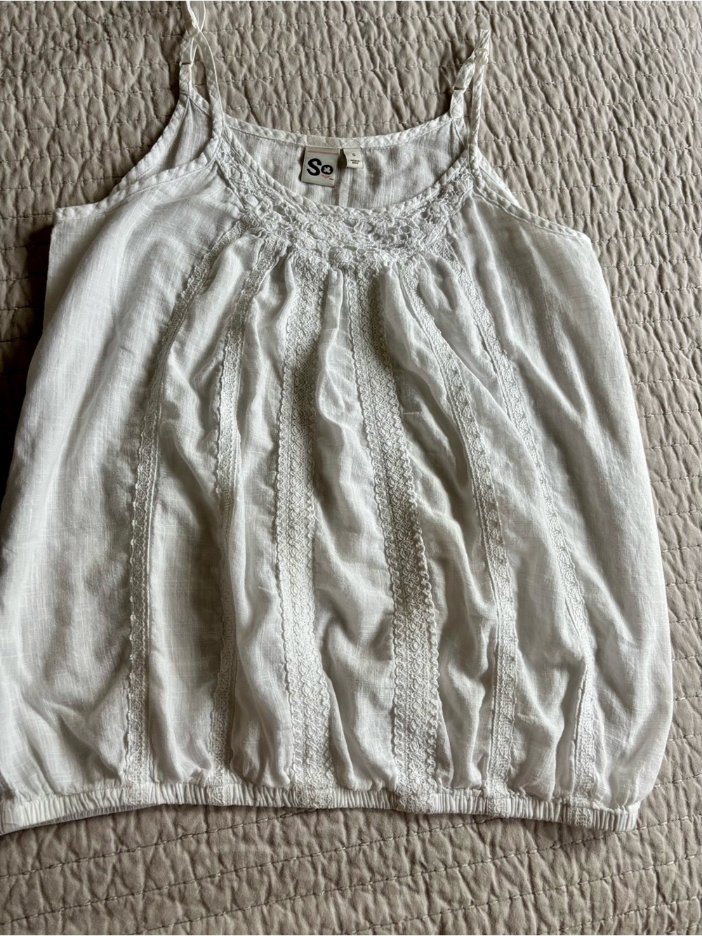 So Sleeveless Embroidered White On White Blouson Cotton Blouse EUC Small
